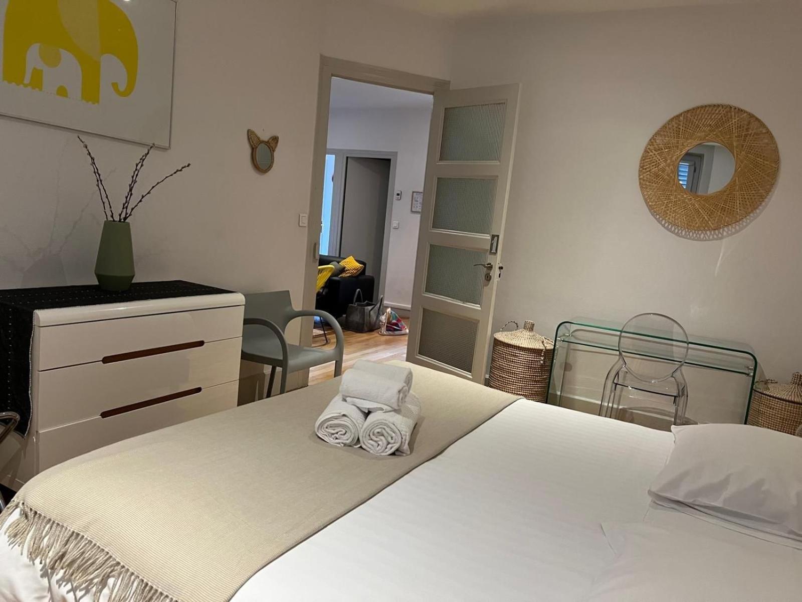 La Suite Des Cedres - T3 Lyon 3 Luaran gambar